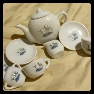 8 piece vintage tea set
